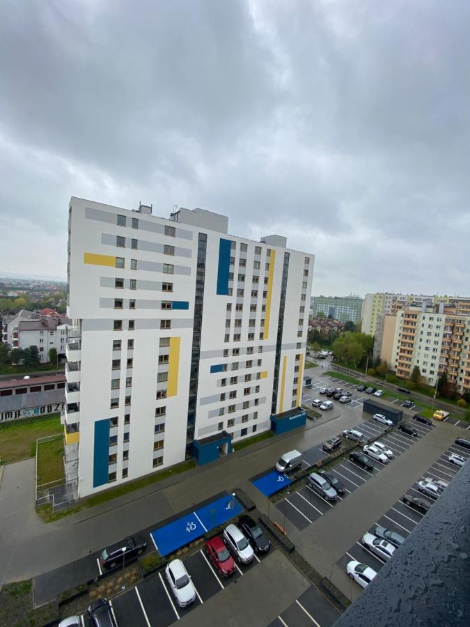Apartamenty Magia Z Bezplatnym Parkingiem I Klimatyzacja رشيشوف المظهر الخارجي الصورة